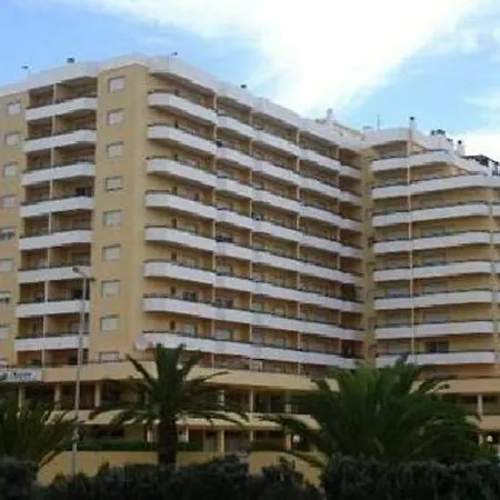 Clube Dos Arcos Прайя-да-Роча